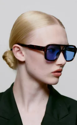 New Solbriller - Kaya - Demi Tortoise (Blue Lens) Solbriller