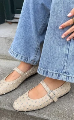 Ballerinaer - The Lovely Move - Beige Loafers & Ballerinaer