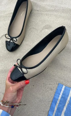 New Ballerinaer - My Own Ballerinas - Gold/Black Loafers & Ballerinaer