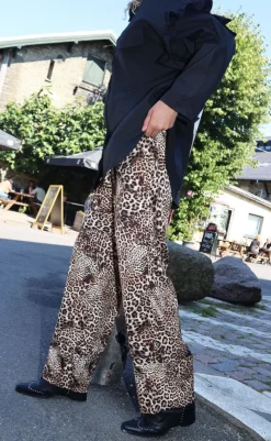 Clearance Bukser - Marina - Twisted Leo Bukser & Jeans