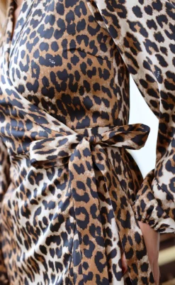 Discount Kjole - Lara - Urban Leo Kjoler