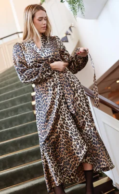 Discount Kjole - Lara - Urban Leo Kjoler