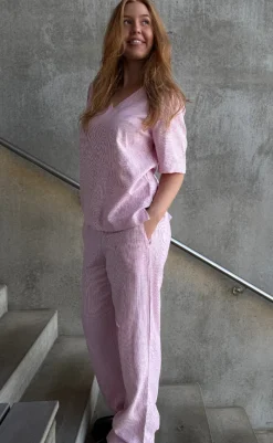 Hot Bluse - Lava - Off White w. Fuchsia Pink Bluser