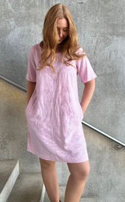 Outlet Kjole - Lava - Off-white w. Fuchsia Pink Kjoler