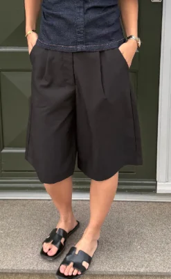 Discount Shorts - Maeve - Black Shorts