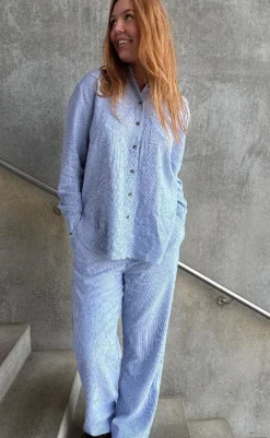 New Skjorte - Lava - Off-white w. Nebulas Blue Skjorter