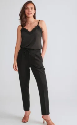 Discount Top - Bicco Strap - Black T-shirts & Toppe