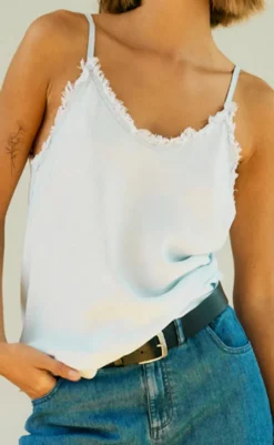 Best Top - Renna - Light Blue Denim T-shirts & Toppe