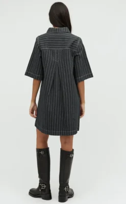 Clearance Kjole - Mira-G - Dark Grey Pinstripe Kjoler