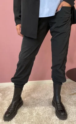 Bukser - Thilla - Black Bukser & Jeans