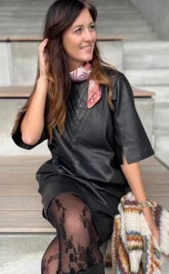 Online Kjole - Tea - Black Kjoler