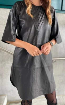 Online Kjole - Tea - Black Kjoler