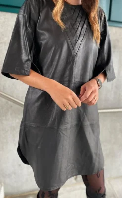 Online Kjole - Tea - Black Kjoler