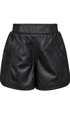 Shorts - Moline - Black Shorts