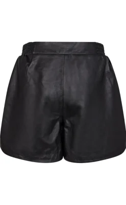Shorts - Moline - Black Shorts