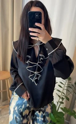 Hot Love & Divine Bluse - Love1241 - Black/Cream Bluser