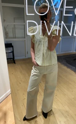 Discount Love & Divine Top - Love1382 - Banana/Stripe T-shirts & Toppe