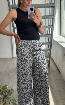 Discount Love & Divine Top - Love1228 - Black T-shirts & Toppe