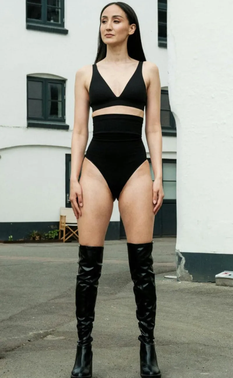 Hot Trusse - High Waist - Black Undertøj & Shapewear