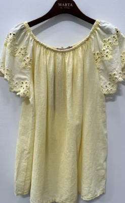 Clearance Top - Randi - Yellow T-shirts & Toppe