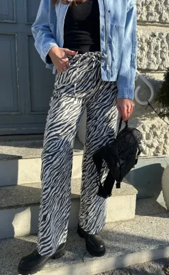 Outlet Jeans - Adanna Zebra - Black Bukser & Jeans