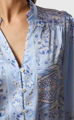 New Bluse - Massima Paisley Border - Light Blue Bluser
