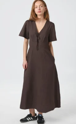 Clearance Kjole - Ilsie Linen - Dark Brown Kjoler