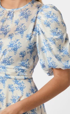 Kjole - Kikka Wild Rose - Light Blue Kjoler