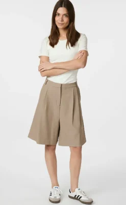 Shorts - Nika Structure - Dark Taupe Shorts