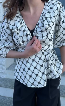 Sale Bluse - Kolina - Ivory Black Bluser
