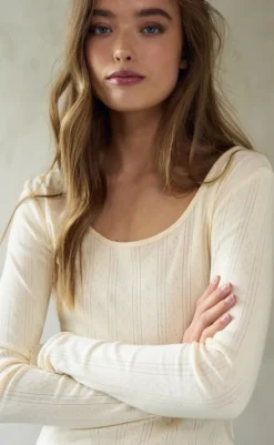 Clearance Top - Karmia - Ivory T-shirts & Toppe