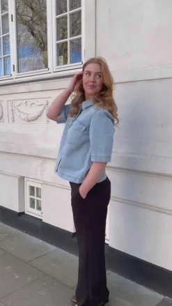 Hot Skjorte - Belle - Light Blue Denim Skjorter