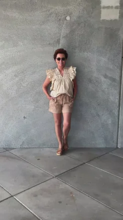 Outlet Top - Sunny - Humus T-shirts & Toppe