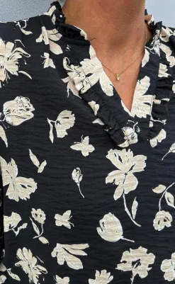 New Bluse - Datia - Black W. Beige Flowers Bluser