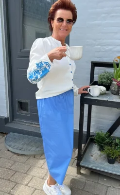 Discount Bluse - Molly - Off White w. Blue Bluser