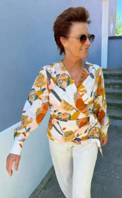 Discount Bluse - Josse - White Big Flower Bluser