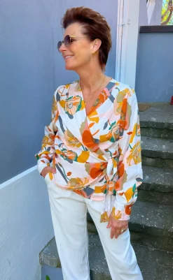 Discount Bluse - Josse - White Big Flower Bluser