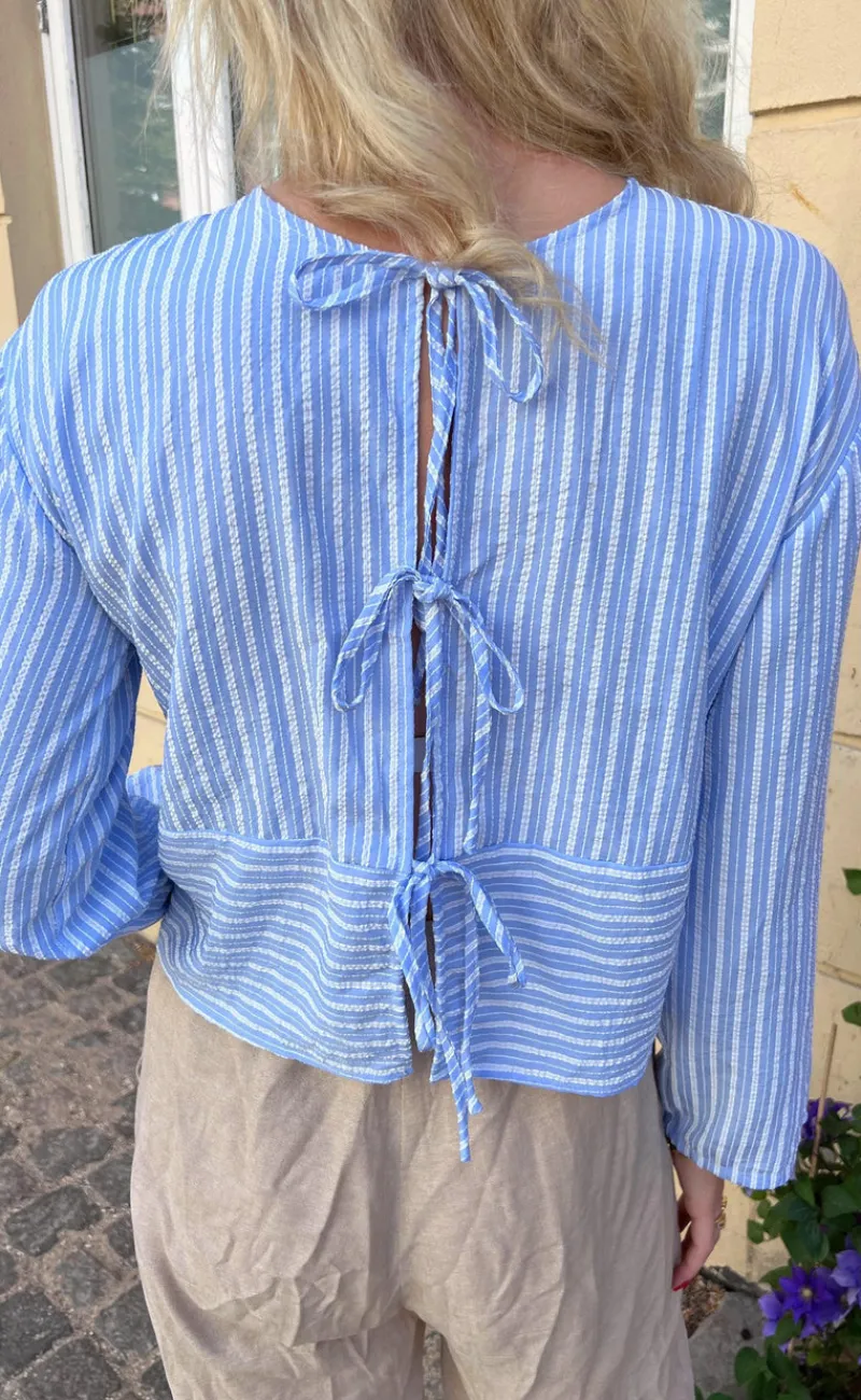 Discount Bluse - Cornelia - Blue / White Stripe (vendbar) Bluser