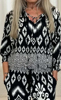 Hot Bluse - Tora - Black/White Paisley Bluser