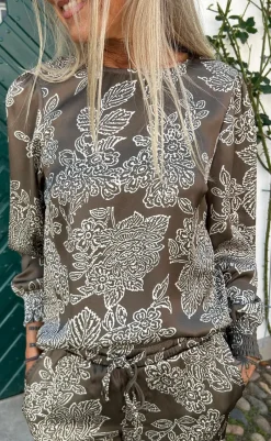 Clearance Bluse - Chili - Dark Brown Flower Bluser