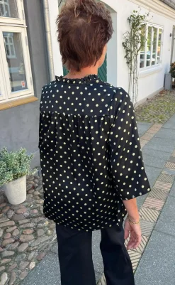 Bluse - Datia - Black W. Green Dots Bluser