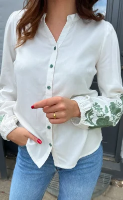 Online Bluse - Molly - Off White w. Green Bluser