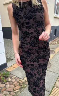 Outlet Kjole - Sophia Mesh - Brown W. Black Flower Kjoler