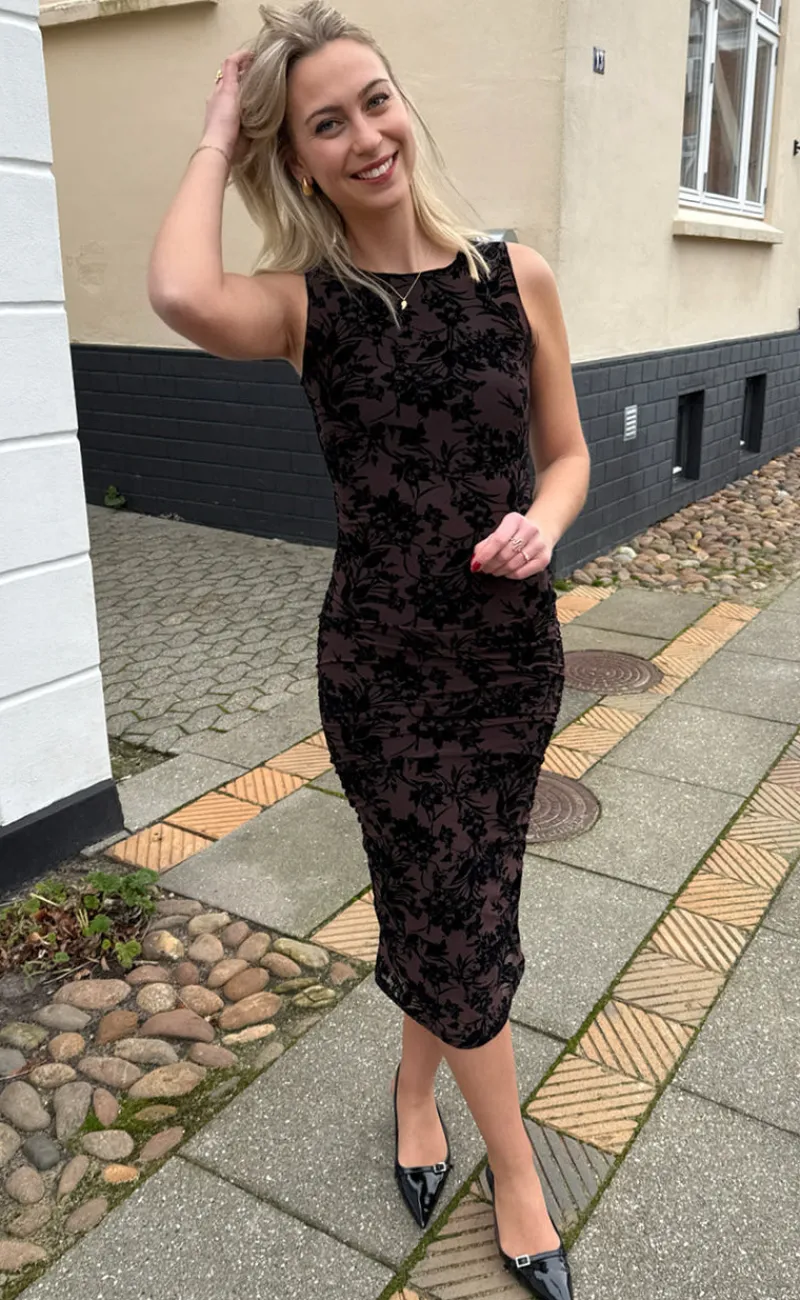 Outlet Kjole - Sophia Mesh - Brown W. Black Flower Kjoler