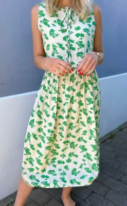 Best Kjole - Heidi - White/Green Flowers Kjoler