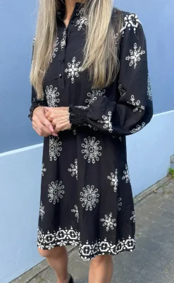 Outlet Kjole - Augusta - Black W. White Kjoler