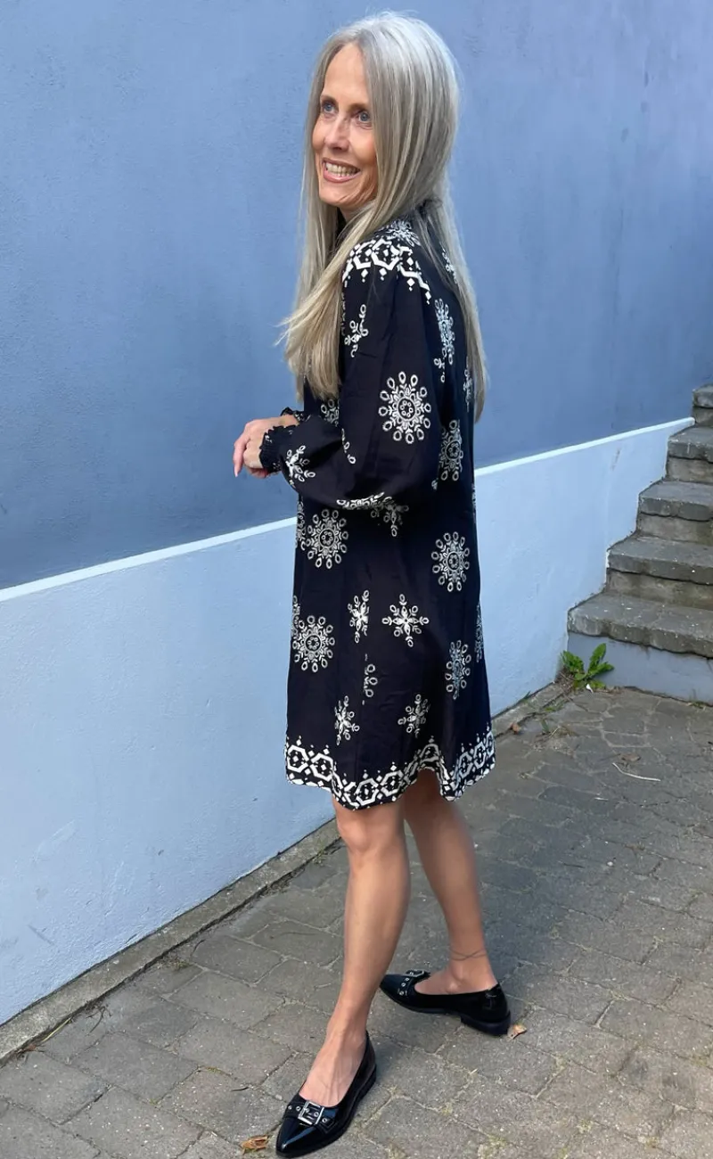 Outlet Kjole - Augusta - Black W. White Kjoler