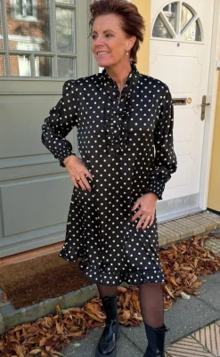 Sale Kjole - Pia - Black W. Green Dots Kjoler