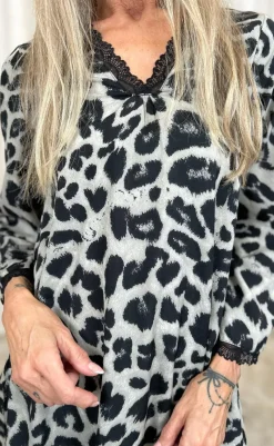 Online Kjole - Safina - Grey Leopard Kjoler