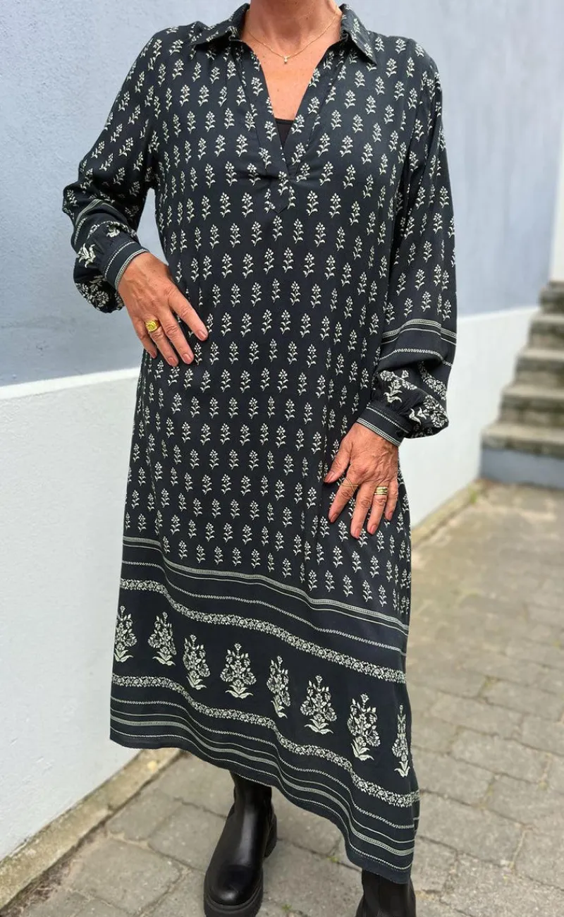 Sale Kjole - Camma - Black W. Print Kjoler